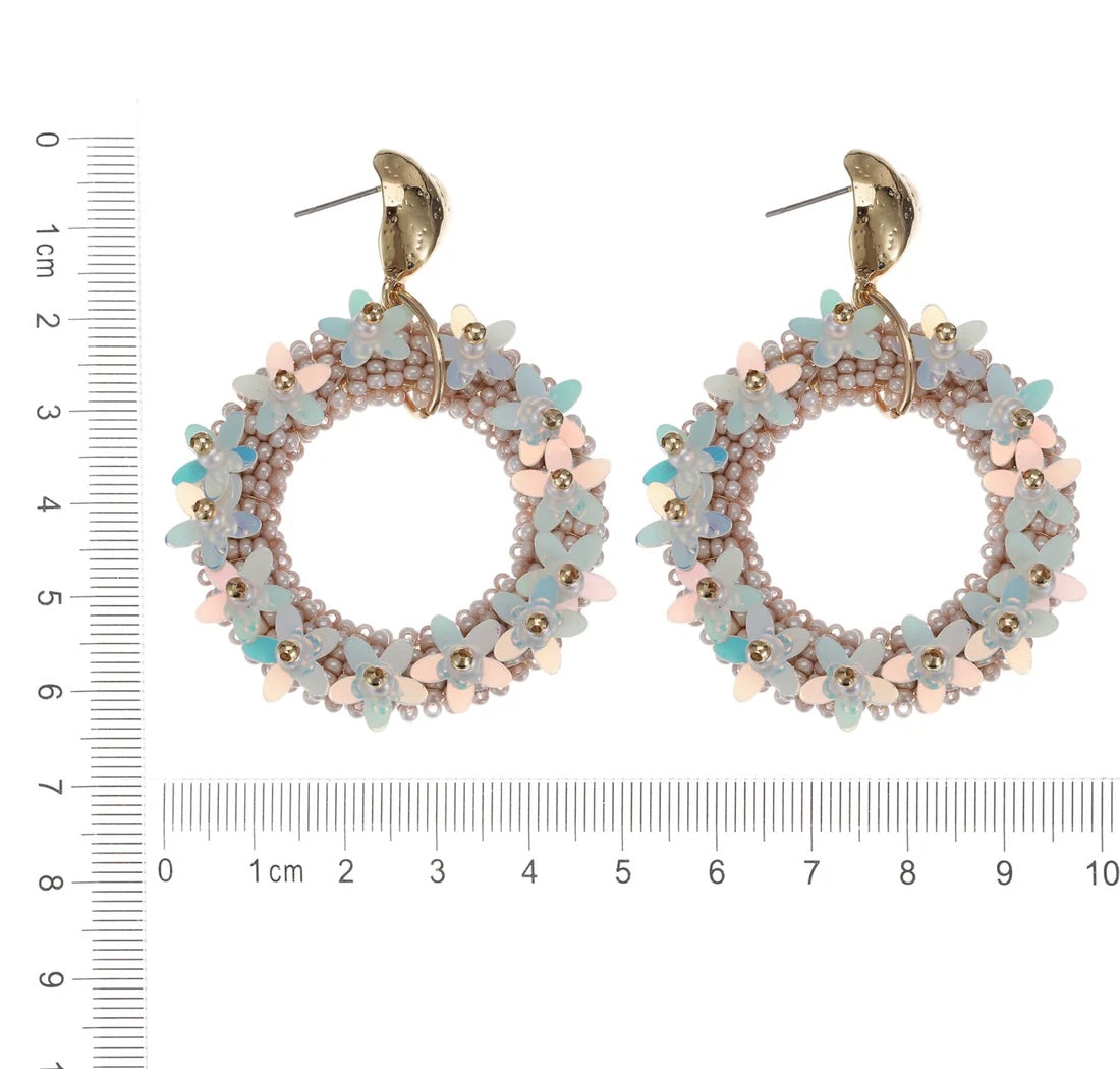 Earring | Statement white