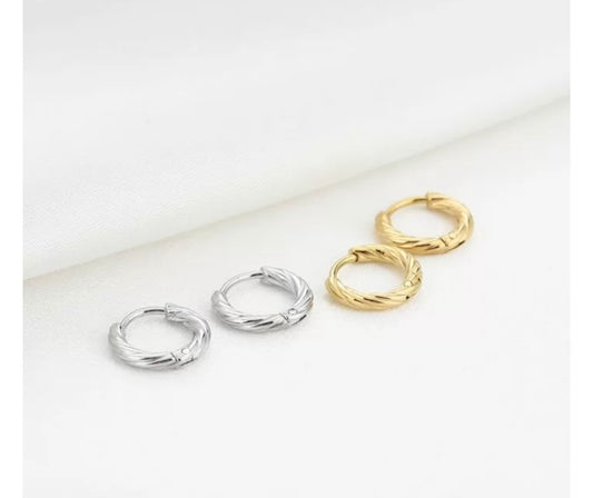 Earring | Mini swirl hoop s