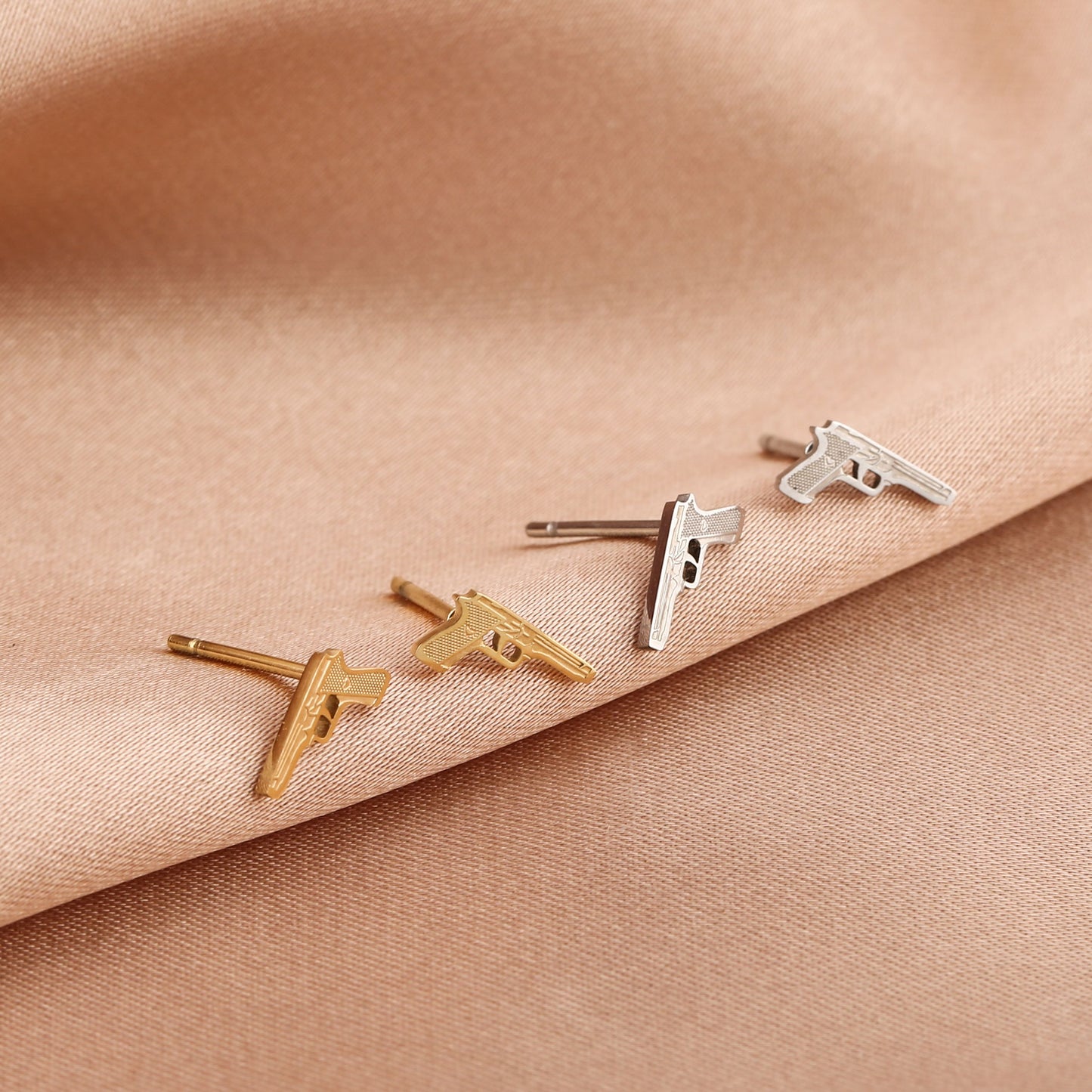 Earring | Gun
