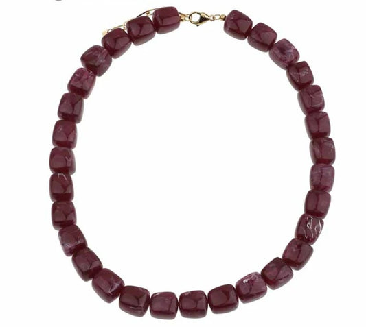 Necklace | Bold wine
