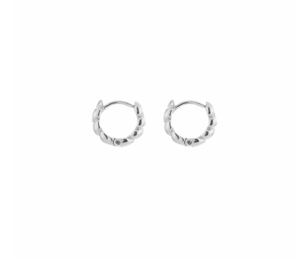 Earring | Mini Swirl hoop s